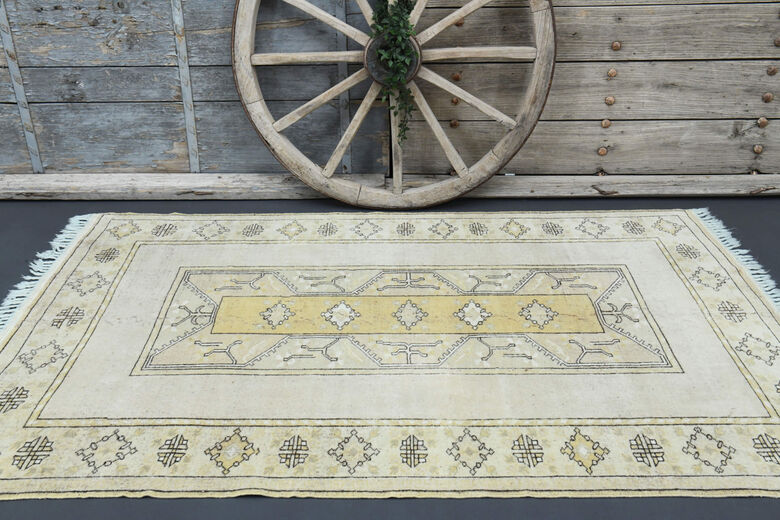 Handmade Vintage Area Rug