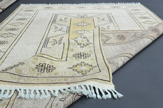 Handmade Vintage Area Rug - Thumbnail