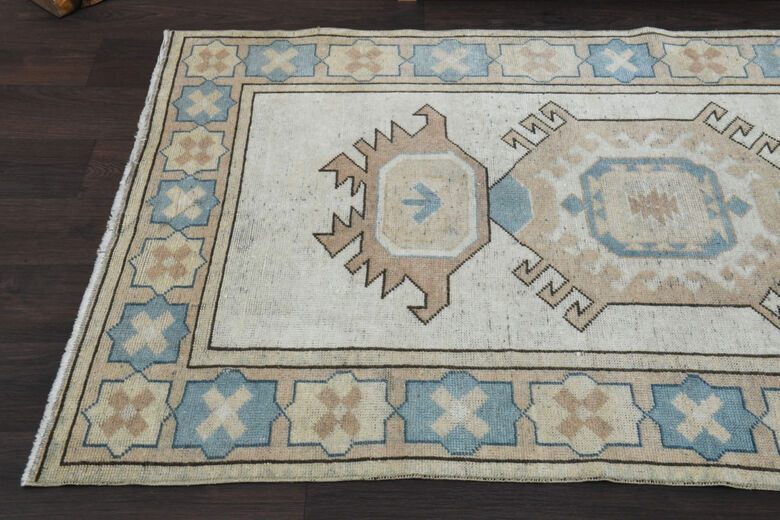 Handmade Vintage Area Rug