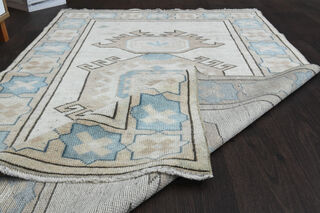 Handmade Vintage Area Rug - Thumbnail