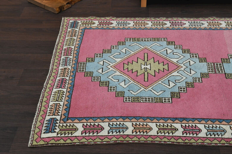 Handmade Wool Pink Rug