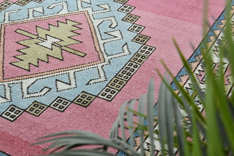 Handmade Wool Pink Rug