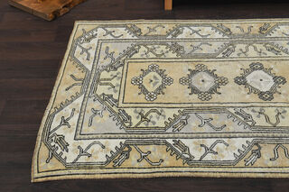 Milas - Handmade Vintage Area Rug - Thumbnail