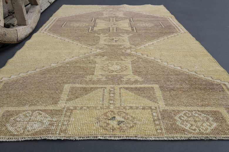 Vintage Neutral Carpet