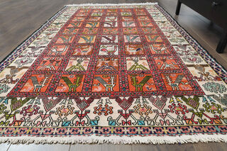 Rare Find - Handmade Vintage Area Rug - Thumbnail