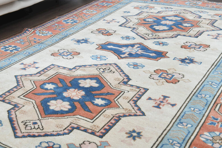 Handmade Vintage Area Milas Rug