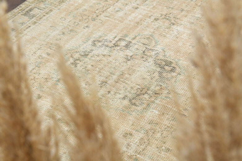 Handmade Vintage Area Anatolian Rug