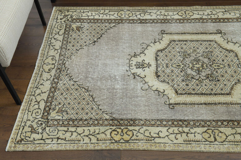 Handmade Vintage Area Rug