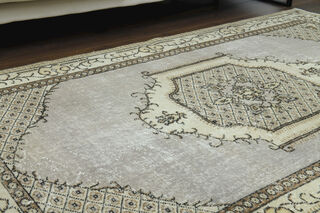 Handmade Vintage Area Rug - Thumbnail