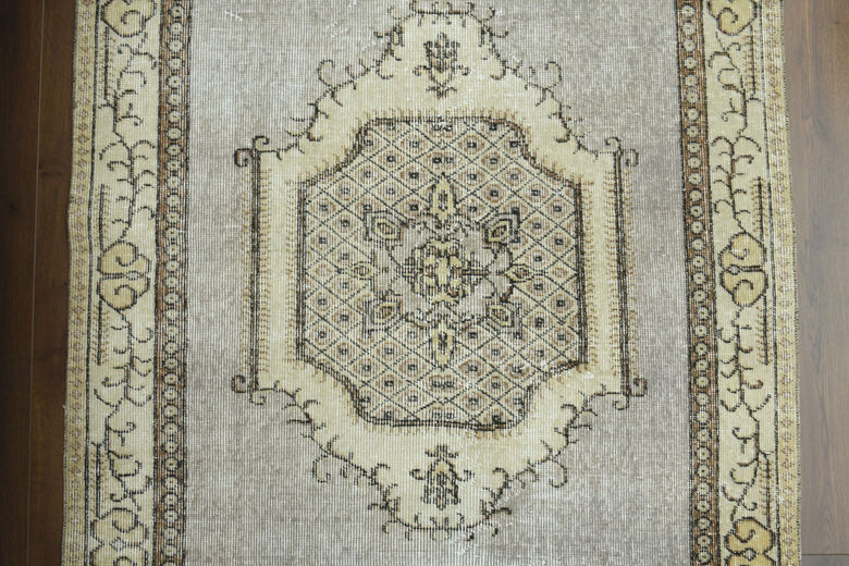 Handmade Vintage Area Rug