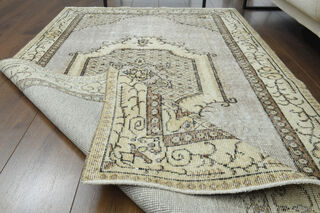 Handmade Vintage Area Rug - Thumbnail