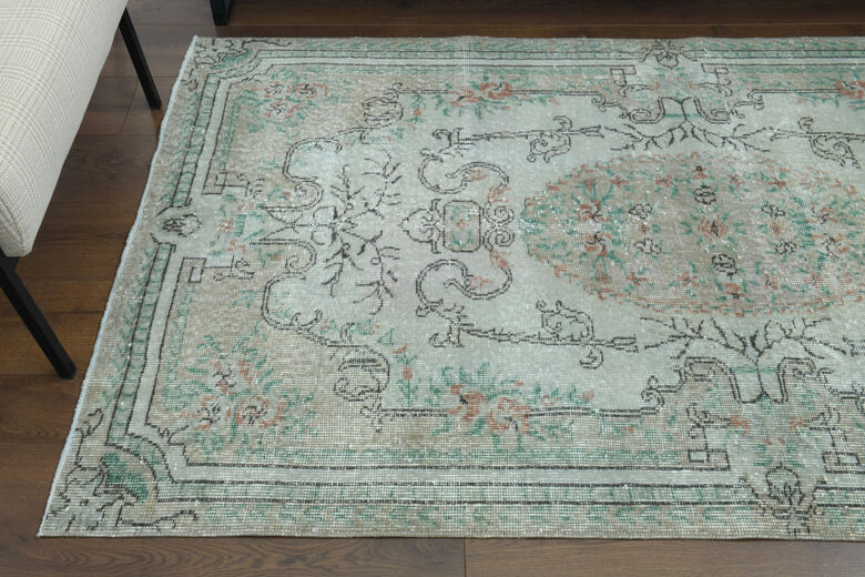 Green Vintage Area Rug