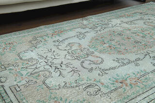 Green Vintage Area Rug - Thumbnail