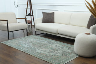 Green Vintage Area Rug - Thumbnail