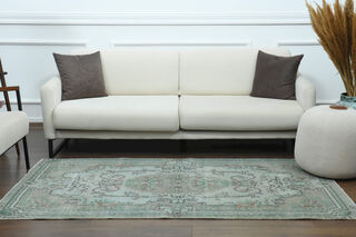 Green Vintage Area Rug - Thumbnail