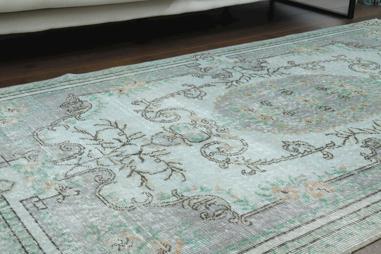 Handmade Vintage Area Rug