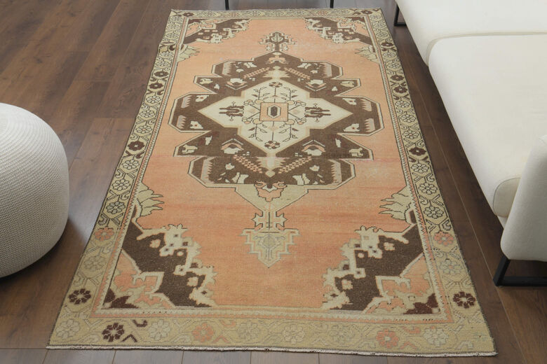 Handmade Oriental Anatolian Rug