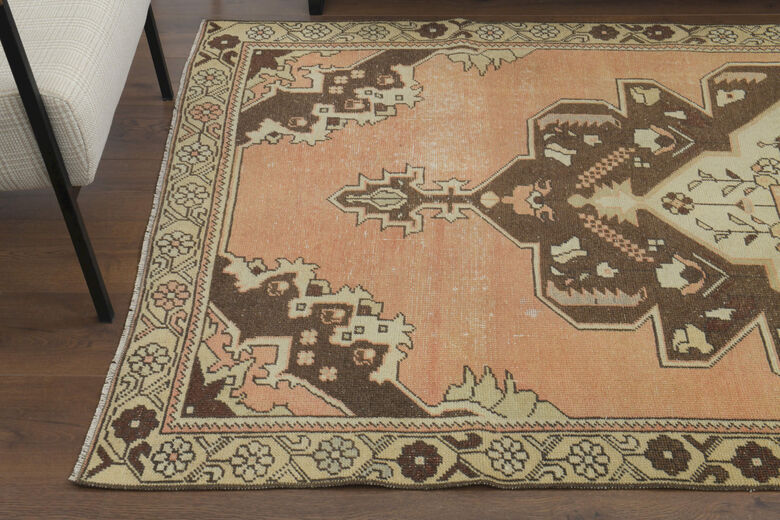 Handmade Oriental Anatolian Rug