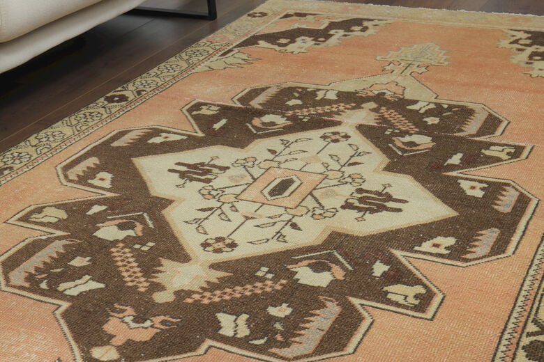 Handmade Oriental Anatolian Rug