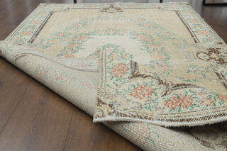 Handmade Vintage Area Rug - Thumbnail