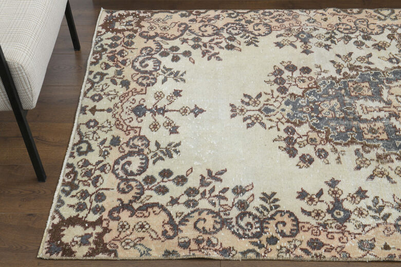 Handmade Vintage Area Rug