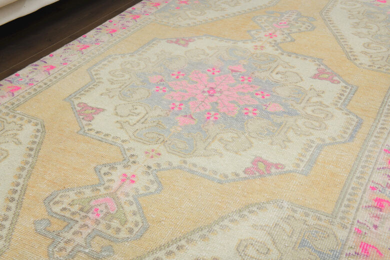 Handmade Vintage Area Rug