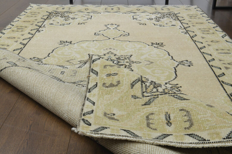 Handmade Vintage Area Rug