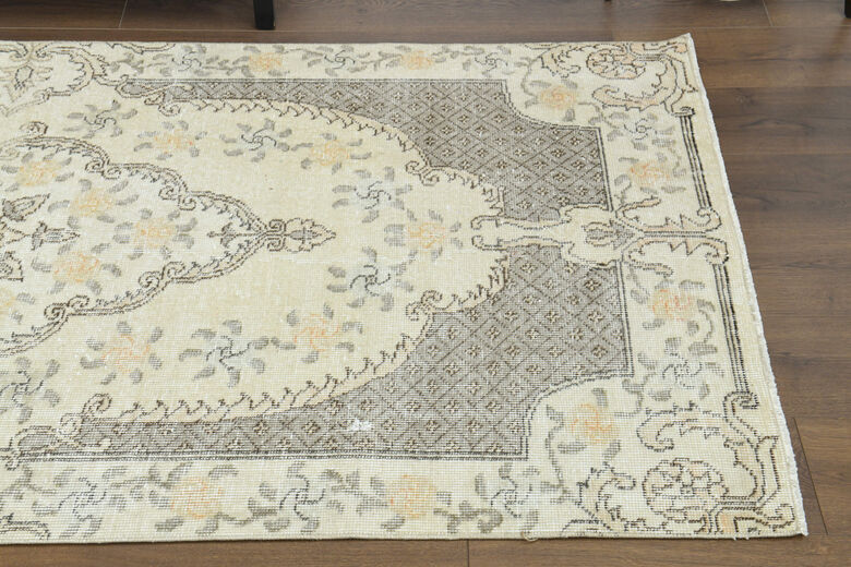 Handmade Wool Rug