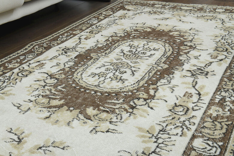 Handmade Vintage Area Rug