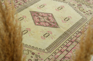 Beige Pink Neutral Vintage Area Rug - Thumbnail