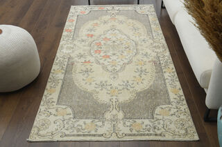 4x7 Floral Vintage Anatolian Rug - Thumbnail