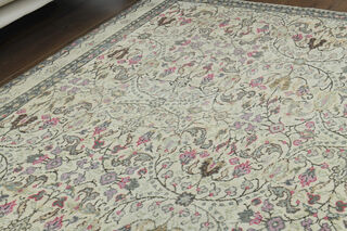 Unique Vintage Floral Rug - Thumbnail