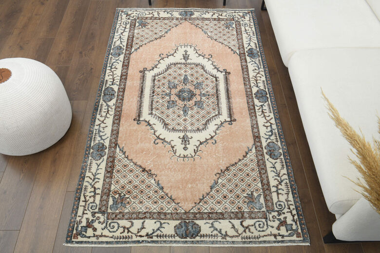 Neutral Vintage Area Rug