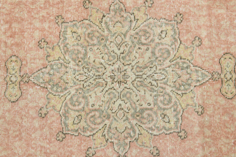 Distressed Oriental Vintage Rug