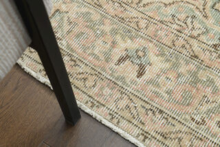 Distressed Oriental Vintage Rug - Thumbnail