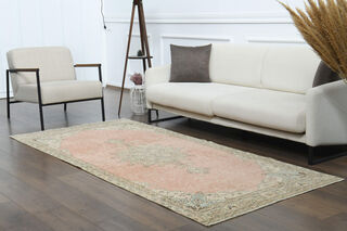 Distressed Oriental Vintage Rug - Thumbnail