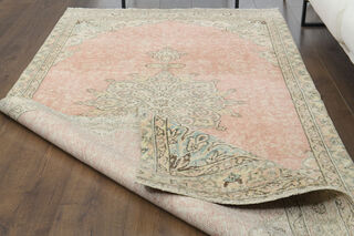 Distressed Oriental Vintage Rug - Thumbnail