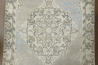 Unique Pastel Vintage Rug - Thumbnail