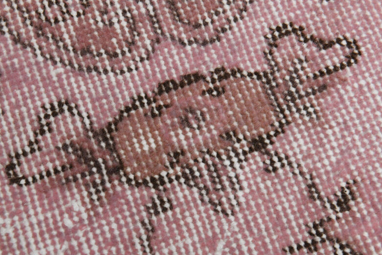 4x7 Pink Vintage Area Rug