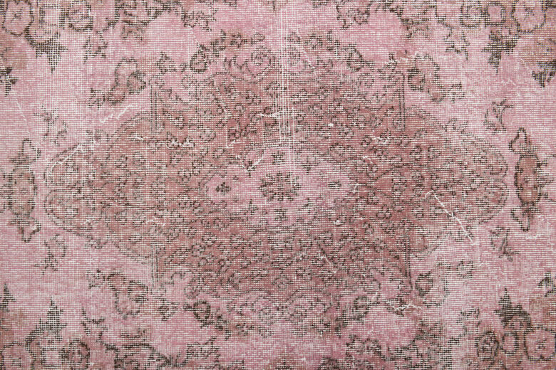 4x7 Pink Vintage Area Rug