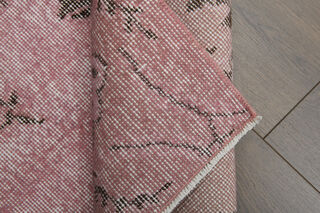 4x7 Pink Vintage Area Rug - Thumbnail