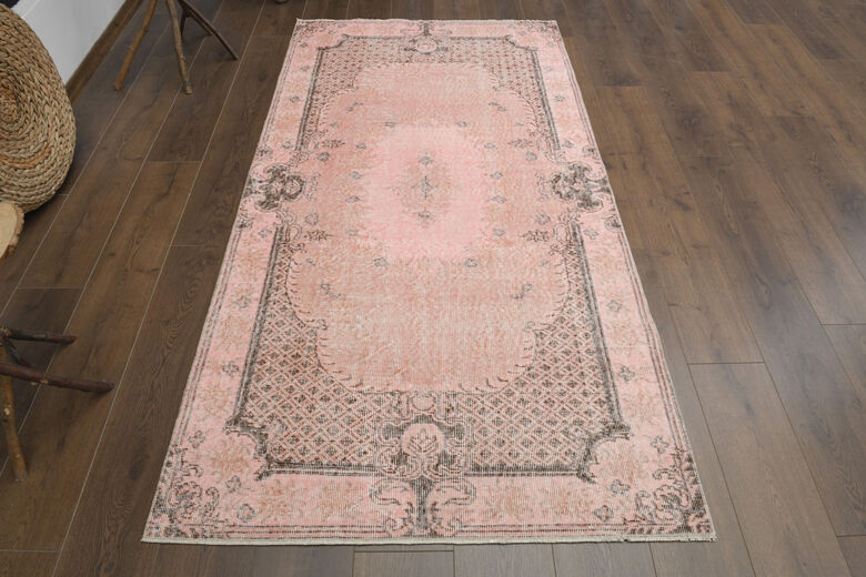 4x7 Pink Vintage Rug