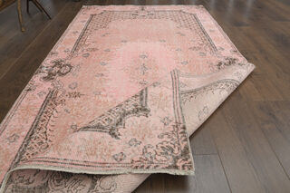 4x7 Pink Vintage Rug - Thumbnail