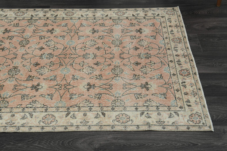 Floral Vintage Turkish Rug