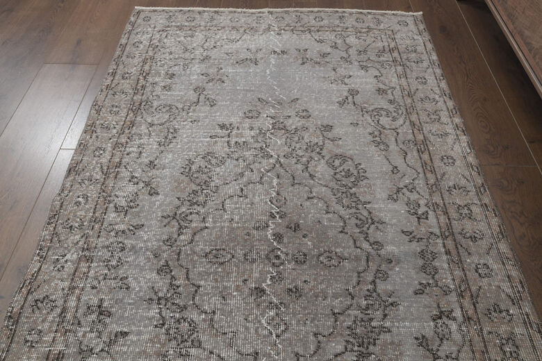 Oriental Turkish Area Rug