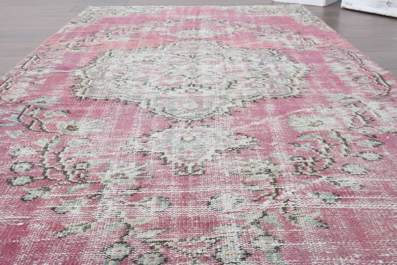 Handmade Pink Vintage Area Rug