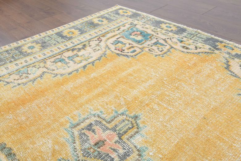 5x8 Handmade Vintage Area Rug