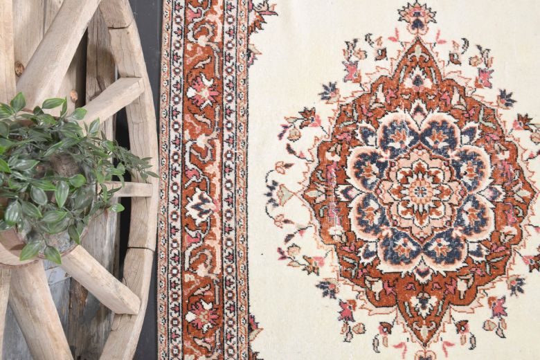 Handmade Vintage Medallion Area Rug