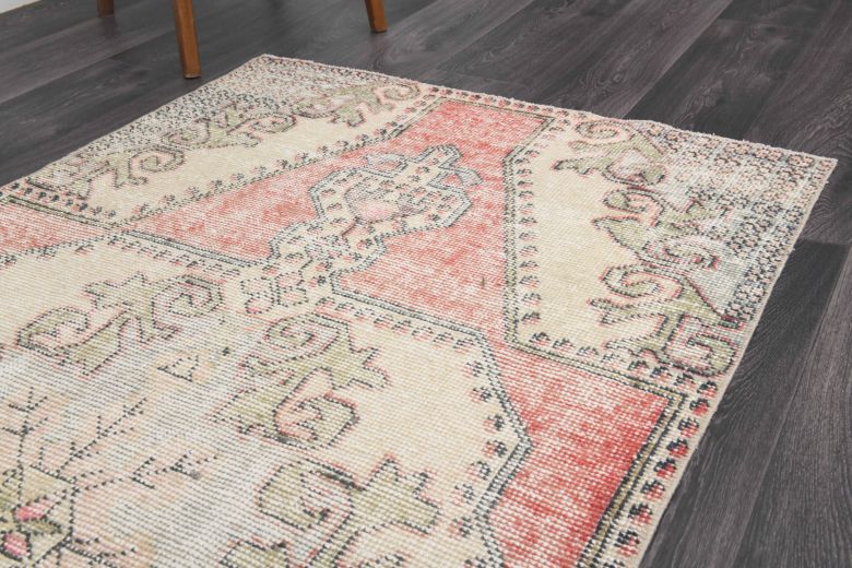 Oriental Vintage Indoor Carpet