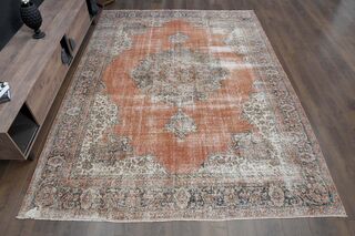 Medallion Handwoven Antique Anatolian Rug - Thumbnail